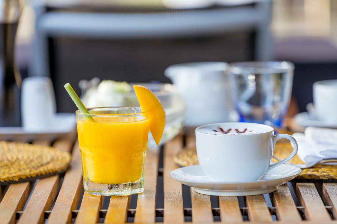 Twinpalms MontAzure Hotel Phuket Kültér fotó